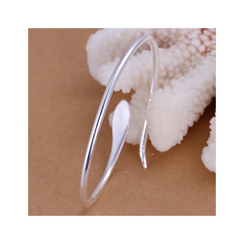 Wholesale Trendy Silver Animal Bangle&Cuff TGSPBL085 1