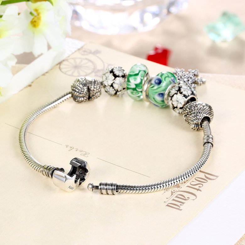 Wholesale Vintage Antique Silver Green CZ Bracelet TGSLB009 3