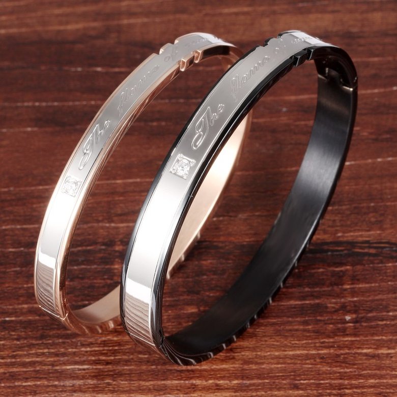 Wholesale 2018 New Fashion Stainless Steel Couples BraceletLovers TGSMB002 0