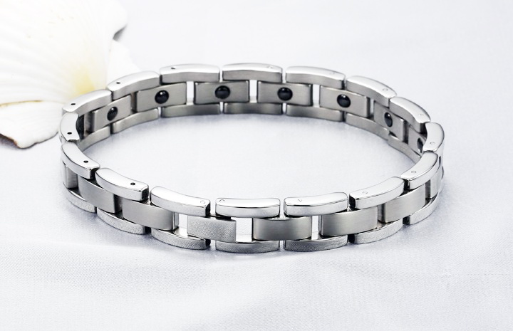 Wholesale Fashion free shipping Stainless steel magnetic bracelet TGSMB052 0