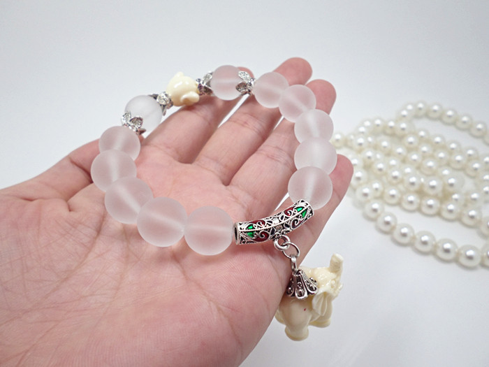 Wholesale Natural matte crystal elephant bracelets for women fashion high quality cute elephant pendent bracelet wholesale Drop Shipping VGB013 2