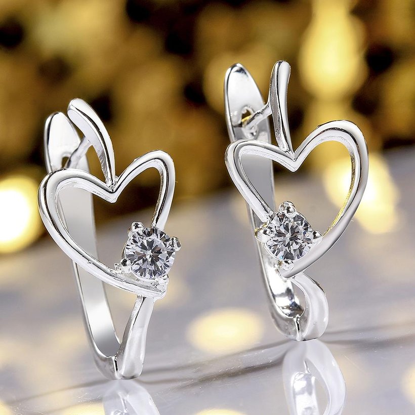 Wholesale Unique Hoop Earrings For Women U Shape Heart With Zirconia earring Fashion Jewelry Accessories TGCLE033 3