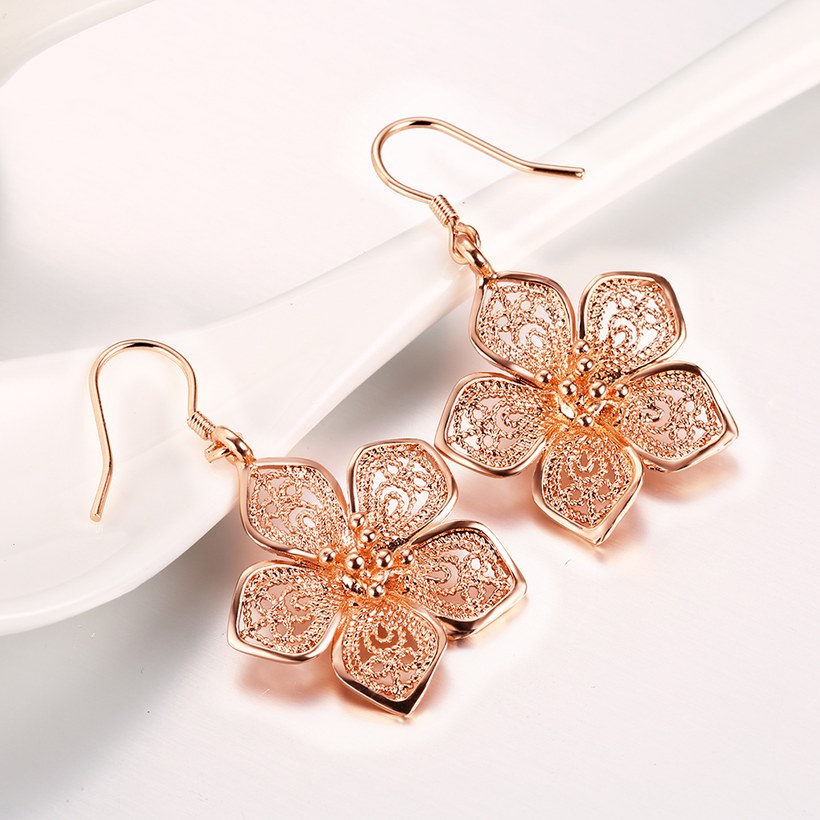 Wholesale Trendy hot selling rose gold Hollow Flower Hoop Earrings For Women Girl Anniversary Gift TGGPDE056 2