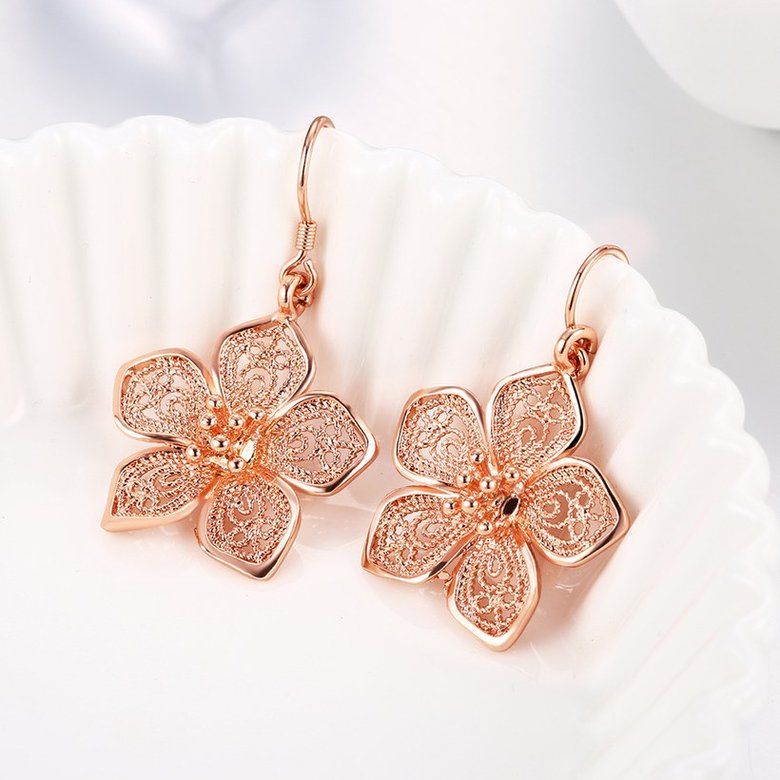 Wholesale Trendy hot selling rose gold Hollow Flower Hoop Earrings For Women Girl Anniversary Gift TGGPDE056 3