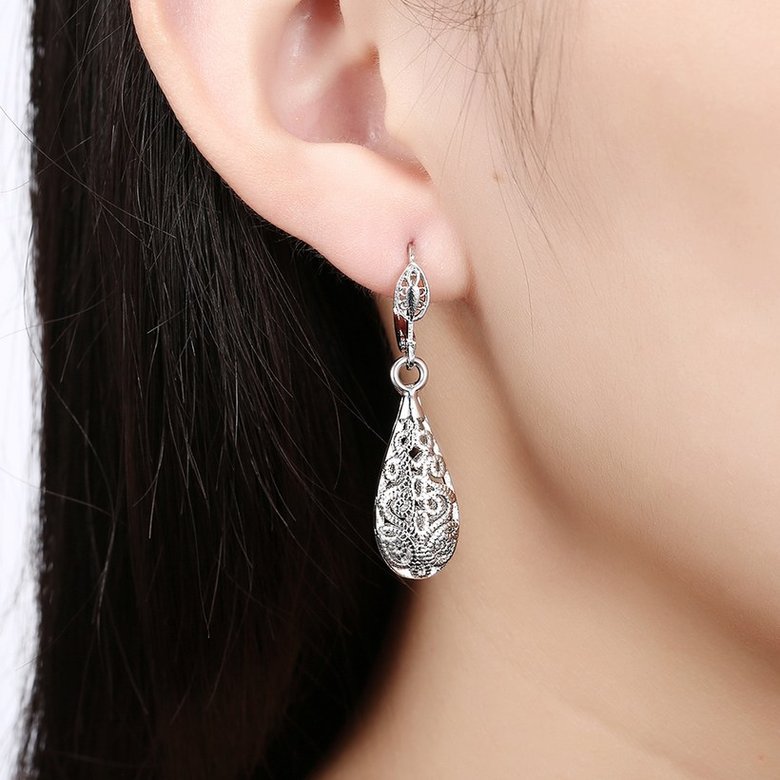 Wholesale Trendy New Unique Long Earrings Women Wedding Fine Cute Fine Jewelry Platinum Hollow Carving Vintage Tip Dangle Earrings TGGPDE103 3