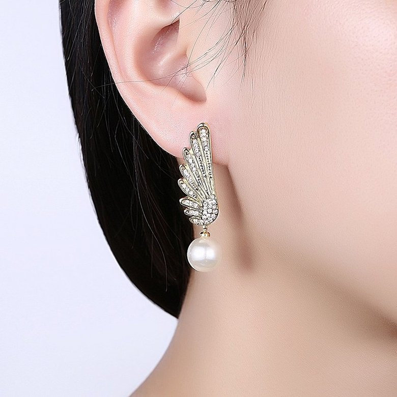 Wholesale Classic Gold Christmas Wing Stud Earring Fashion Ladies Simple Asymmetric Angel Wings Pearls Drop woman Earrings TGGPE282 0