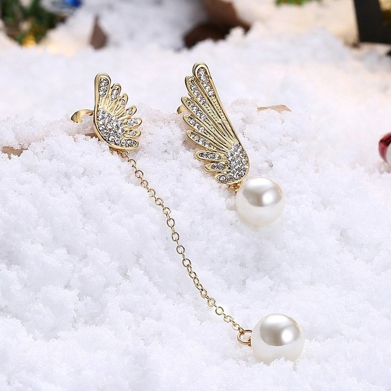 Wholesale Classic Gold Christmas Wing Stud Earring Fashion Ladies Simple Asymmetric Angel Wings Pearls Drop woman Earrings TGGPE282 2