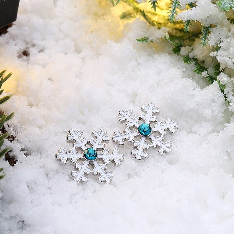 Wholesale Trendy cubic Zirconia silver color Snowflake Christmas Earrings luxury Fashion Blue Cz Crystal Earrings For Women Jewelry  TGGPE333 1