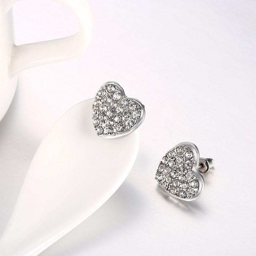 Wholesale Trendy Platinum Heart shape Stud Earring classic sparkling crystal Cubic Zircon Earrings high Quality jewelry wholesale TGGPE115 4