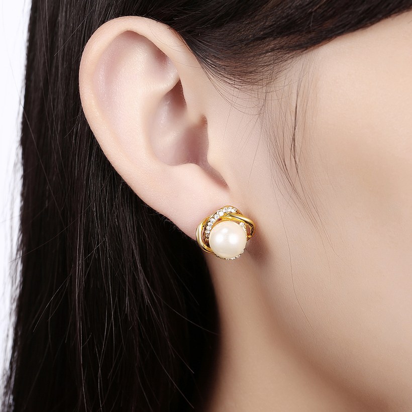 Wholesale jewelry from China Classic 24K Gold Stud Earring pearl petal earrings temperament female jewelry TGGPE050 4