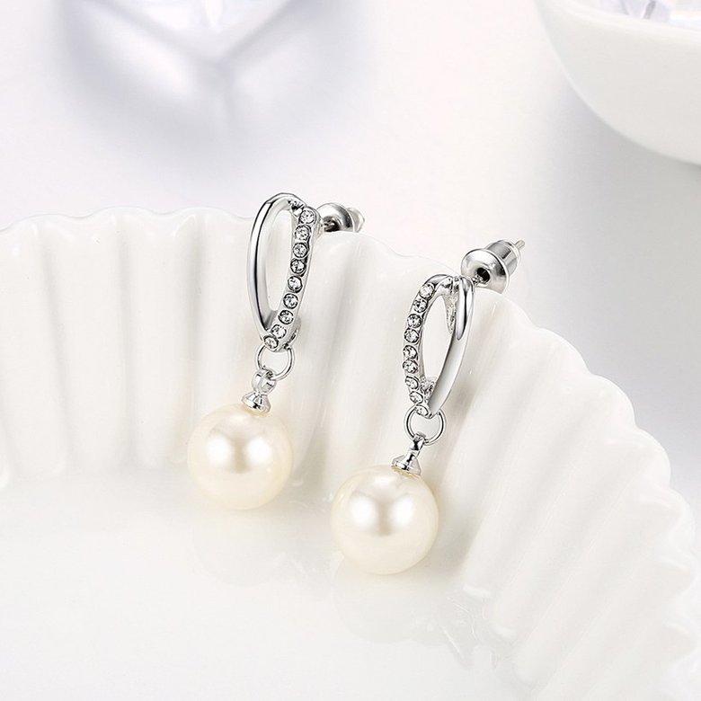 Wholesale Classic Trendy Platinum Ball Pearl Stud Earring for Women Jewelry  Zirconia Drop Earrings  Accessories Girl Gifts TGGPE060 1