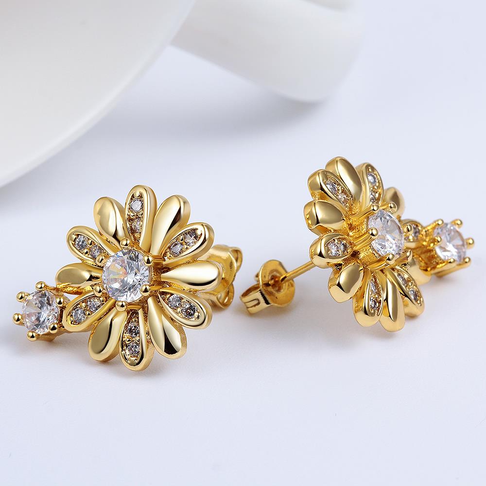 Wholesale Romantic 24K Gold Plated CZ Stud Earring Accessories chrysanthemum Shape Zircon Earrings for Women Wedding Engagement TGGPE220 3