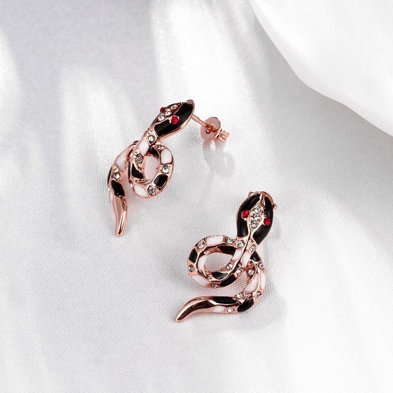 Wholesale Charms Stud Earrings for Women Rose Gold Black Snake Women Earrings Female Party Fashion Jewelry TGGPE278 1