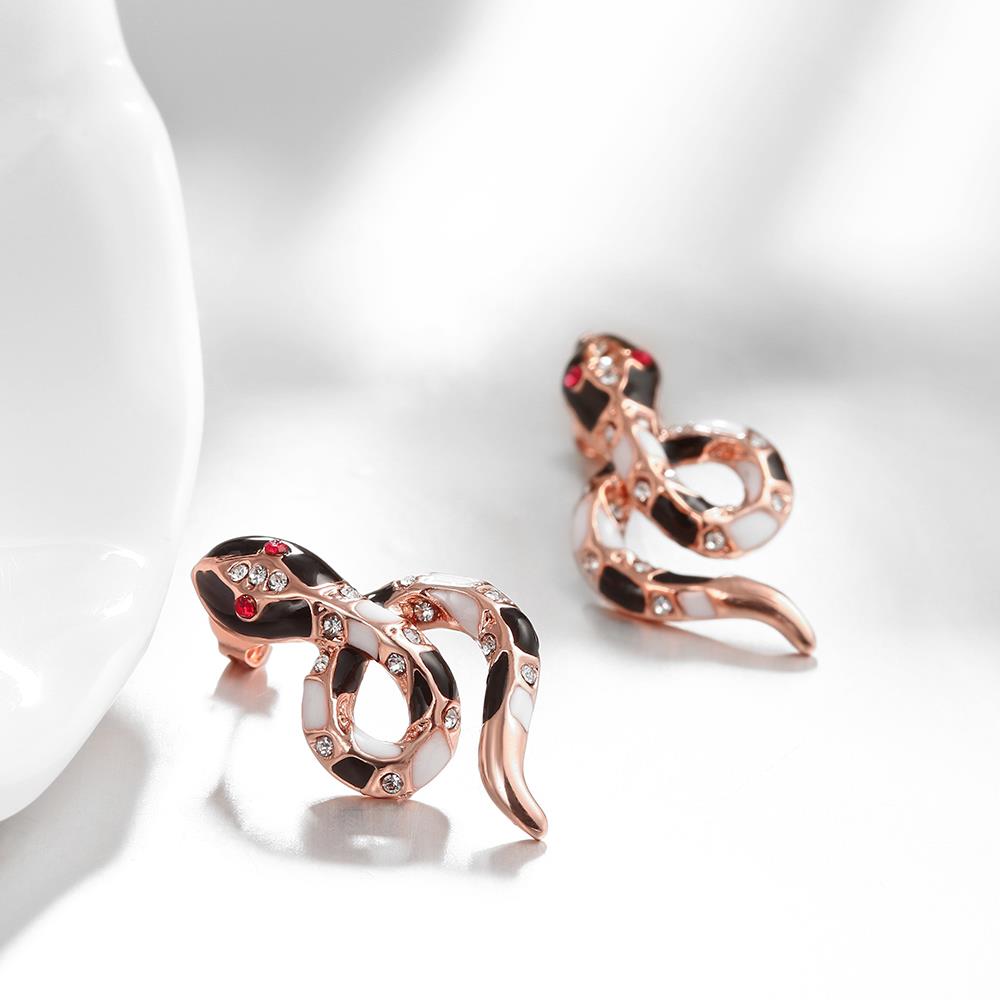 Wholesale Charms Stud Earrings for Women Rose Gold Black Snake Women Earrings Female Party Fashion Jewelry TGGPE278 2