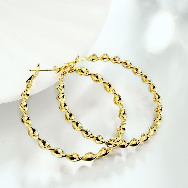 Wholesale New arrival 24K Gold Color twist Earrings For Women simple Trendy Round Statement Earrings Fashion Party Jewelry Gift TGHE056 1