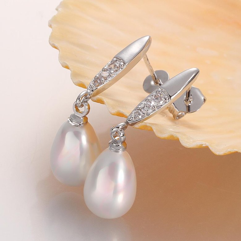 Wholesale Fashion wholesale jewelry China Platinum Pearl Stud Earring  Simpl Elegant Accessories Wedding Party Anniversary Gift  TGPE026 2