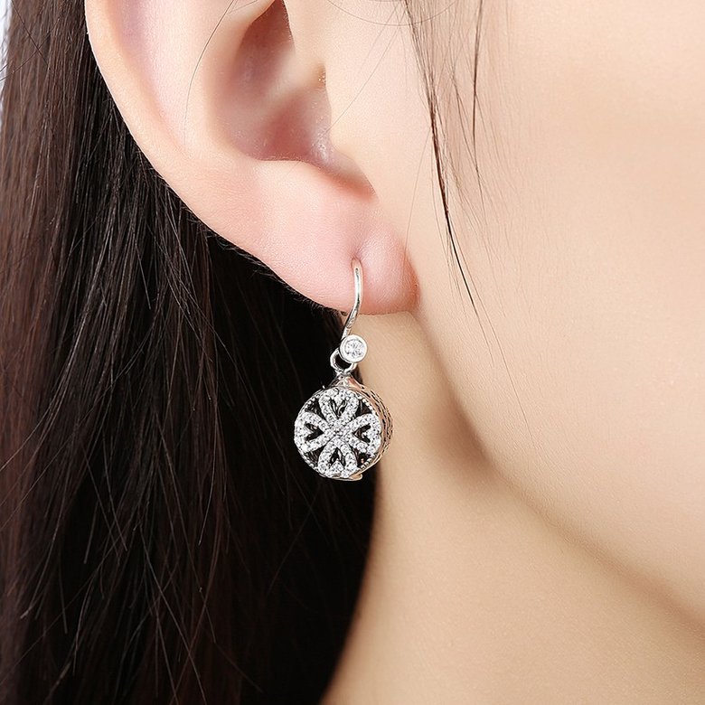 Wholesale Fashion 925 Sterling Silver round dangle earring delicate heart flower Zircon Earrings For Women Banquet fine gift TGSLE140 4