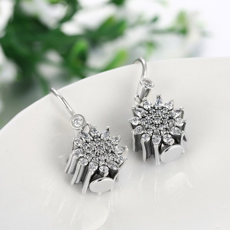 Wholesale Charming white Zircon Sun Flower Stud Earrings For Women Luxury Jewelry Vintage Fashion 925 Sterling Silver Color Earrings TGSLE142 2