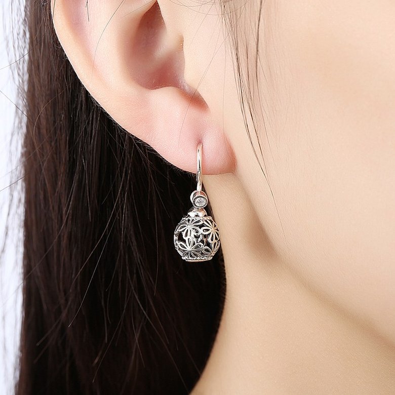 Wholesale Fashion 925 Sterling Silver round ball dangle earring vintage hollow out flowere Earrings For Women Banquet fine gift TGSLE161 4