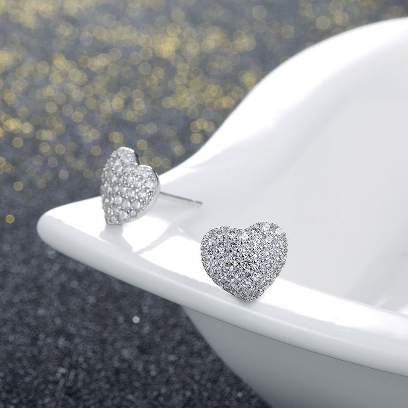 Wholesale jewelry China Girls Cute Heart Stud Earrings White Gold Filled Brilliant White Zircon Austrian Crystal earrings TGSLE202 3