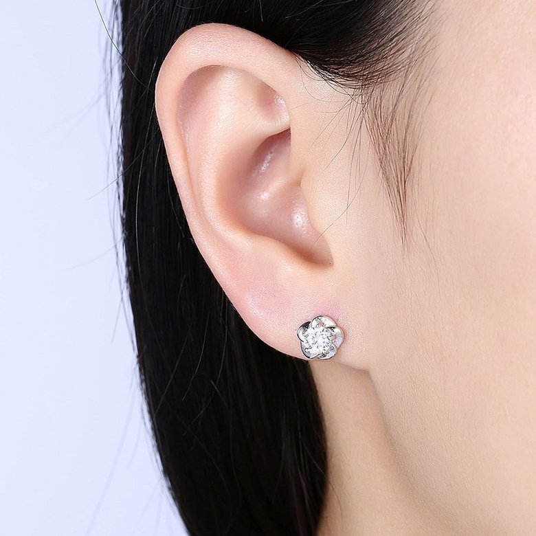 Wholesale Fashion 925 Sterling Silver Sparkling Diamond Flower Stud Earrings For Women Girls Party Fine Jewelry Gifts TGSLE001 0