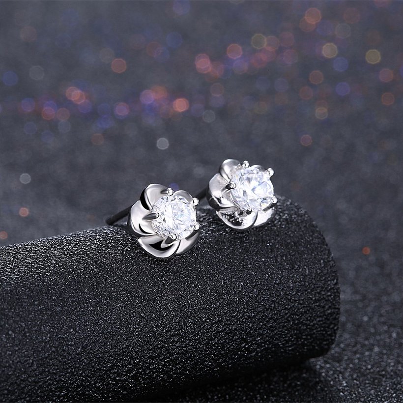 Wholesale Fashion 925 Sterling Silver Sparkling Diamond Flower Stud Earrings For Women Girls Party Fine Jewelry Gifts TGSLE001 1