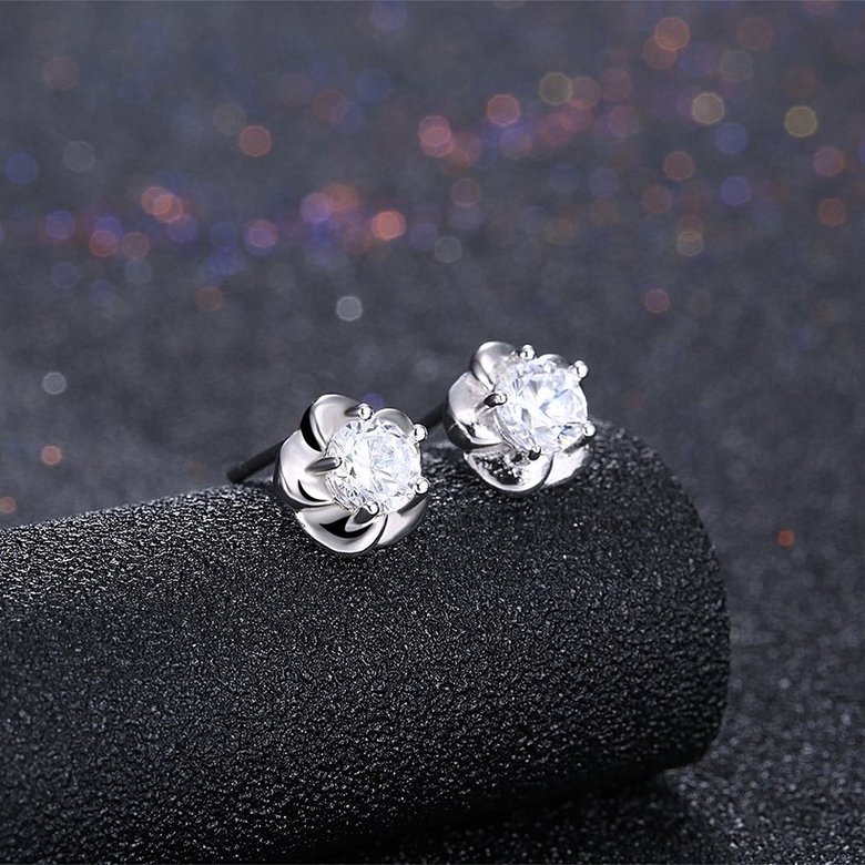 Wholesale Fashion 925 Sterling Silver Sparkling Diamond Flower Stud Earrings For Women Girls Party Fine Jewelry Gifts TGSLE001 1