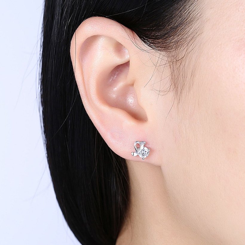 Wholesale Fashion romantic 925 Sterling Silver Stud Earrings High Quality Woman Fashion Jewelry cute shiny Zircon Hot Sale Earrings TGSLE010 0