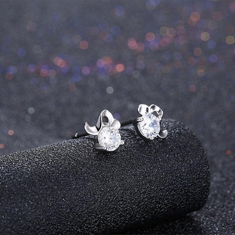 Wholesale Fashion romantic 925 Sterling Silver Stud Earrings High Quality Woman Fashion Jewelry cute shiny Zircon Hot Sale Earrings TGSLE010 1