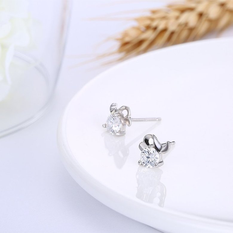 Wholesale Fashion romantic 925 Sterling Silver Stud Earrings High Quality Woman Fashion Jewelry cute shiny Zircon Hot Sale Earrings TGSLE010 3