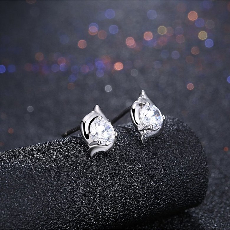 Wholesale Hot wholesale jewelry Fashion romantic 925 Sterling Silver Stud Earrings High Quality Woman Jewelry cute shiny Zircon Earrings TGSLE012 1