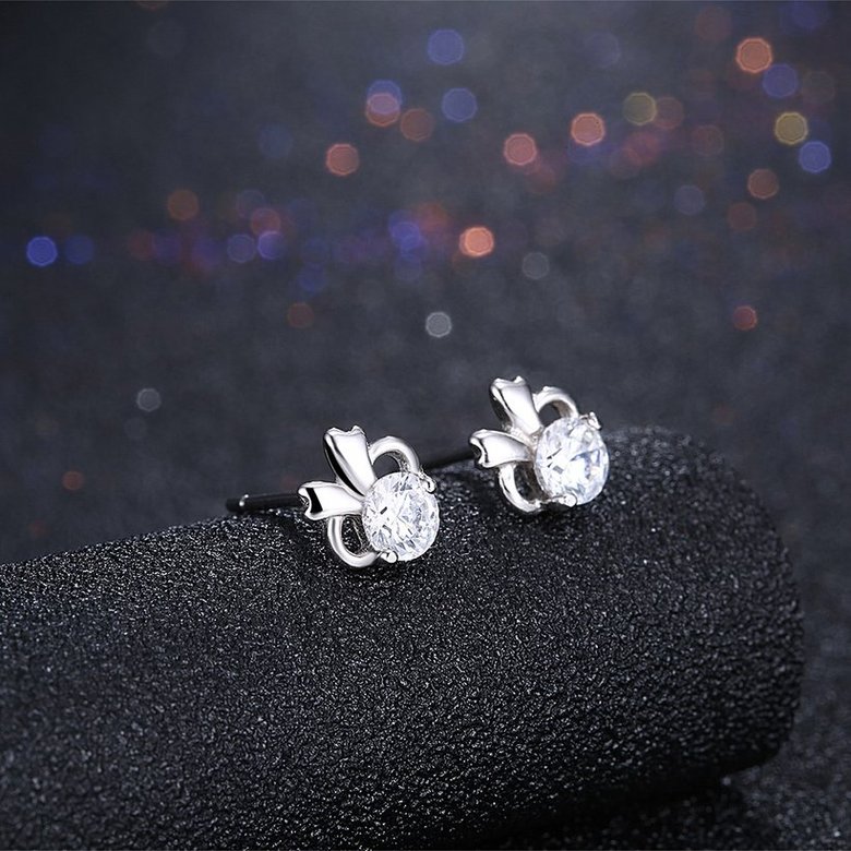 Wholesale Hot wholesale jewelry Fashion romantic 925 Sterling Silver Stud Earrings High Quality Woman Jewelry cute shiny Zircon Earrings TGSLE018 1