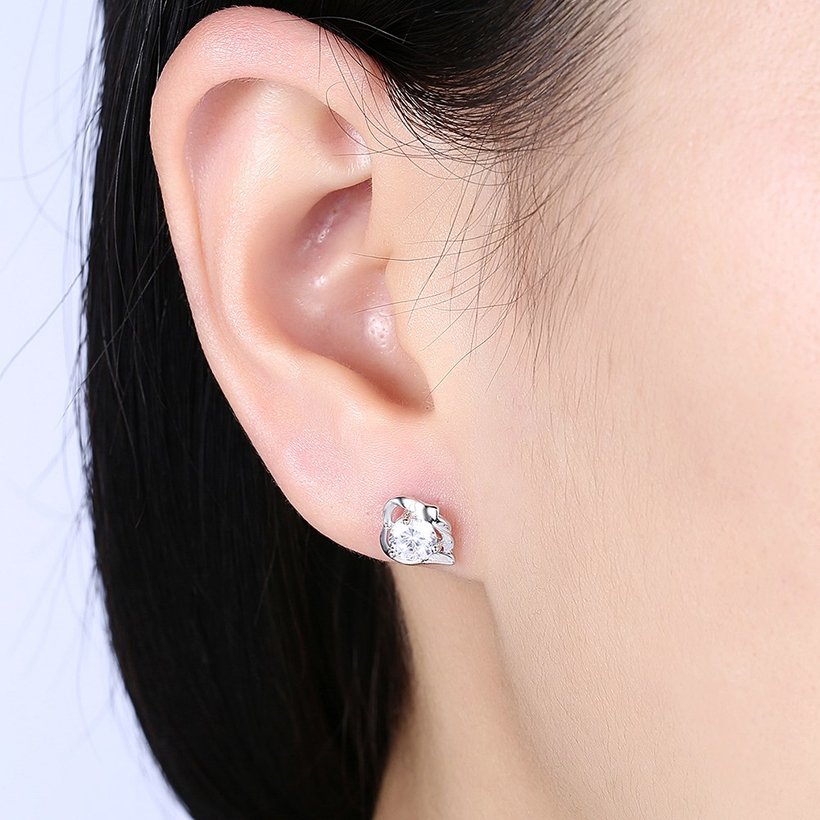 Wholesale Hot wholesale jewelry China Fashion romantic 925 Sterling Silver Stud Earrings High Quality cute shiny Zircon Earrings TGSLE028 0