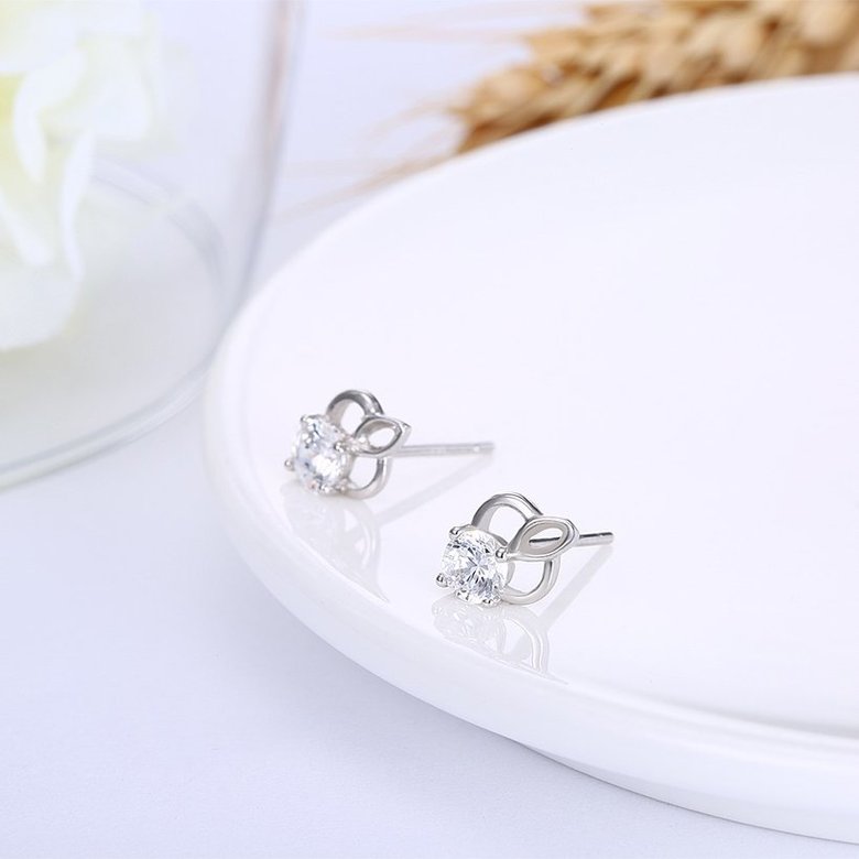 Wholesale Hot wholesale jewelry Fashion romantic 925 Sterling Silver Stud Earrings High Quality Woman Jewelry cute shiny Zircon Earrings TGSLE030 3