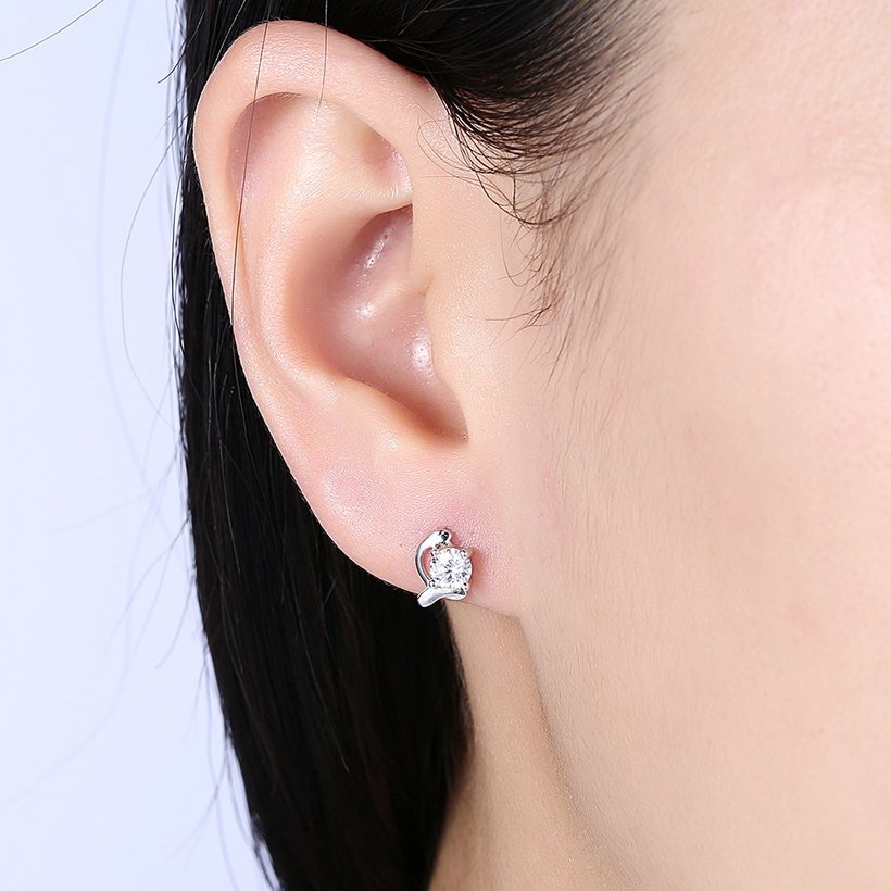 Wholesale Popular Creative Female Small Stud Earrings 925 Sterling Silver delicate shinny Crystal Earrings Wedding party jewelry wholesale TGSLE061 0