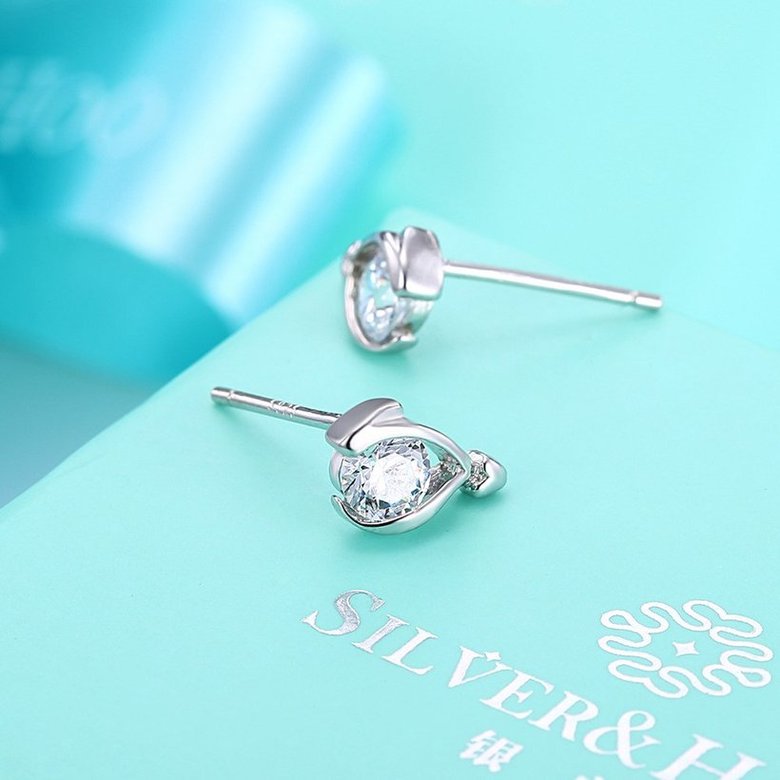 Wholesale Fashion Creative Female fish Stud Earrings 925 Sterling Silver delicate shinny Crystal Earrings Wedding party jewelry wholesale TGSLE064 2
