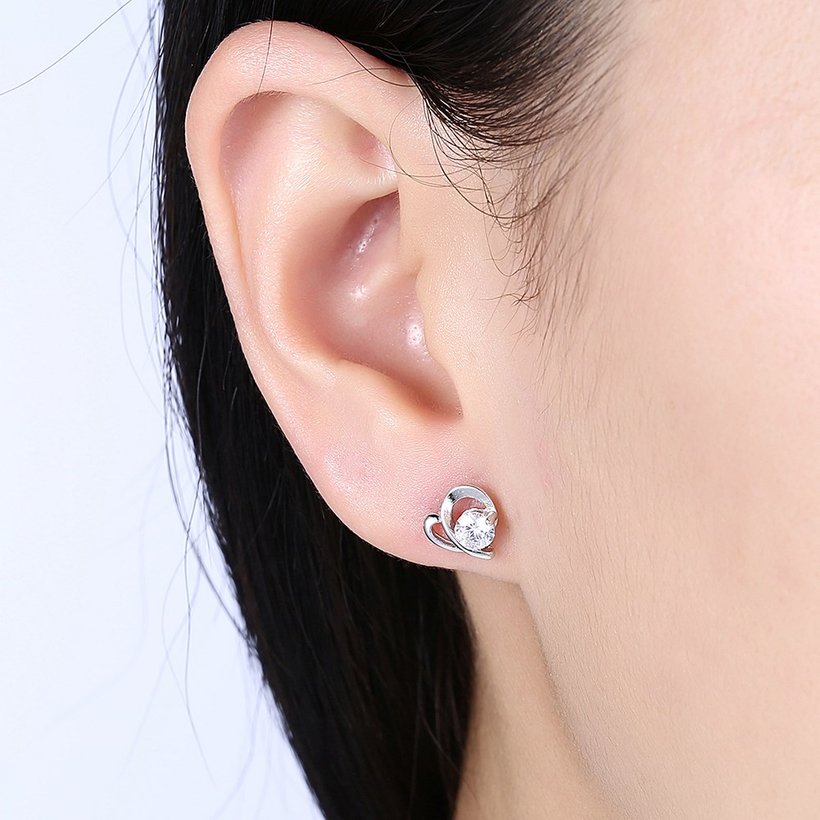 Wholesale Creative Female Small Stud Earrings 925 Sterling Silver delicate shinny Crystal Earrings Wedding party jewelry wholesale China TGSLE066 0