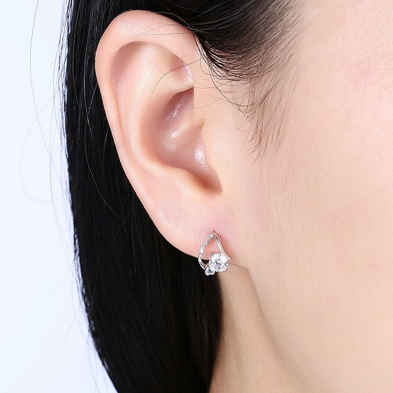 Wholesale Fashion Creative Female Small Stud Earrings 925 Sterling Silver delicate shinny Crystal Earrings Wedding party jewelry wholesale TGSLE068 0