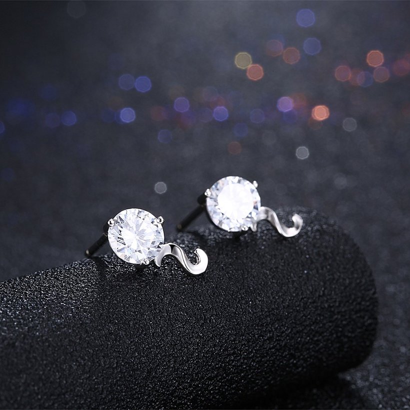 Wholesale Fashion Creative Female Small Stud Earrings 925 Sterling Silver delicate shinny Crystal Earrings Wedding party jewelry wholesale TGSLE069 1