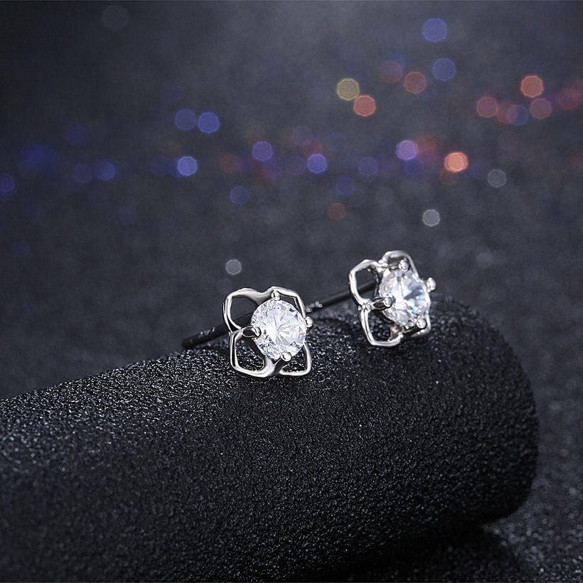 Wholesale New Korean Style Creative flower Earrings 925 Sterling Silver delicate shinny zircon Earrings Wedding jewelry wholesale China TGSLE070 1