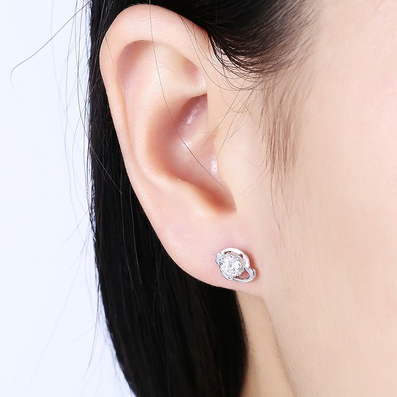 Wholesale Trendy Creative Female Small Stud Earrings 925 Sterling Silver delicate shinny Crystal Earrings Wedding party jewelry wholesale TGSLE073 0