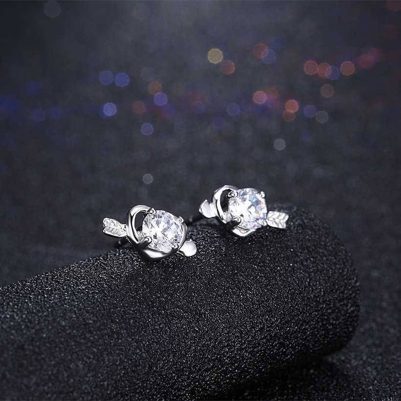 Wholesale Creative arrow through a heart Stud Earrings 925 Sterling Silver delicate shinny Crystal Earrings Wedding party jewelry  TGSLE106 1