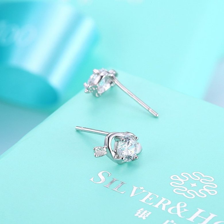 Wholesale Creative arrow through a heart Stud Earrings 925 Sterling Silver delicate shinny Crystal Earrings Wedding party jewelry  TGSLE106 2
