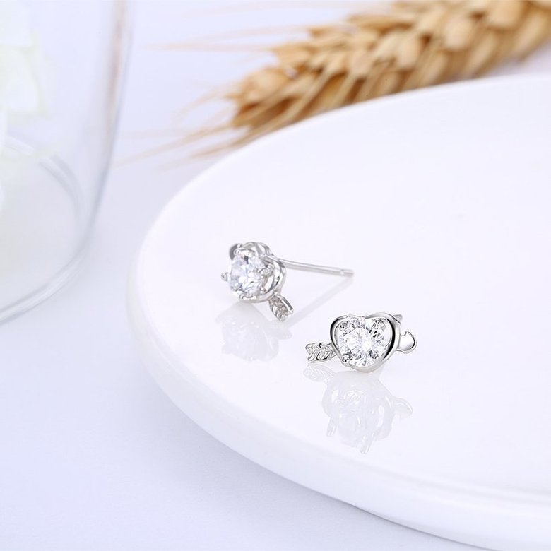 Wholesale Creative arrow through a heart Stud Earrings 925 Sterling Silver delicate shinny Crystal Earrings Wedding party jewelry  TGSLE106 3