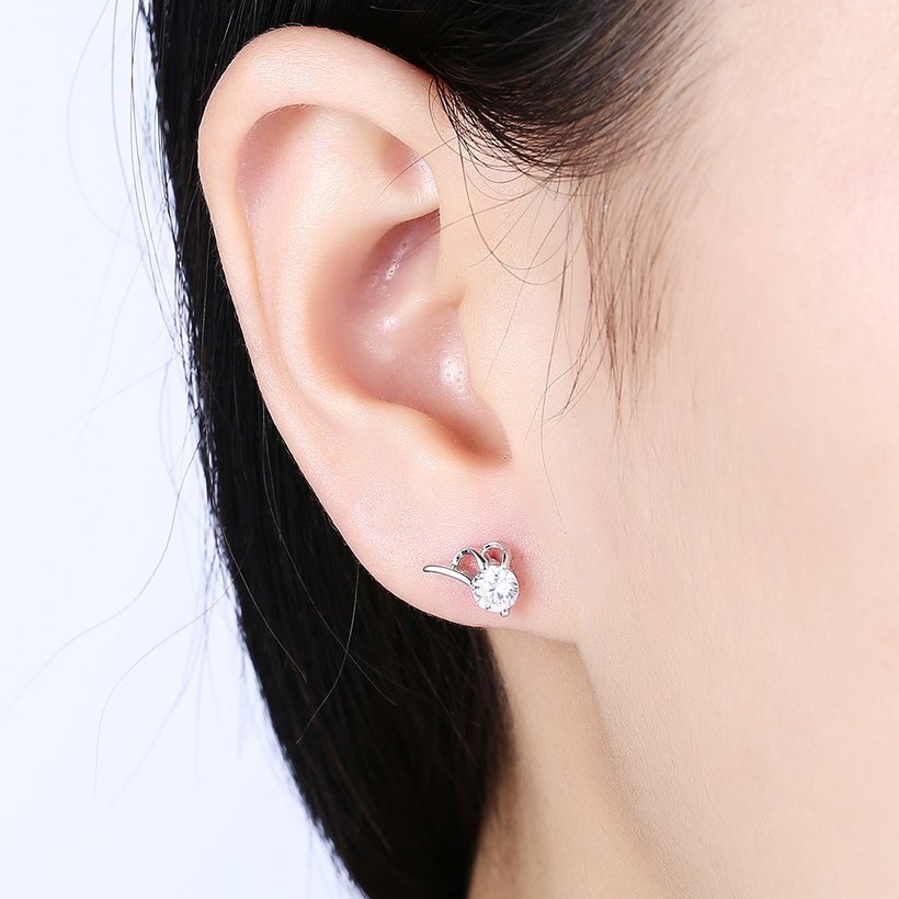 Wholesale Trendy Creative Female Stud Earrings 925 Sterling Silver delicate shinny Crystal Earrings Wedding party jewelry wholesale China TGSLE110 0