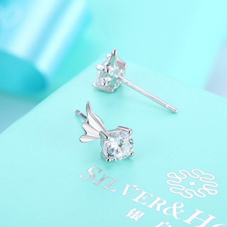 Wholesale Trendy Creative Female Stud Earrings 925 Sterling Silver delicate shinny Crystal Earrings Wedding party jewelry wholesale China TGSLE113 2