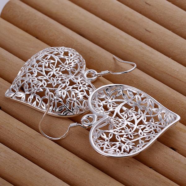 Wholesale China fashion jewelry Hollow Leaf Heart shape Vintage Long Drop Dangle Earrings For Women wedding party Jewelry TGSPDE230 1