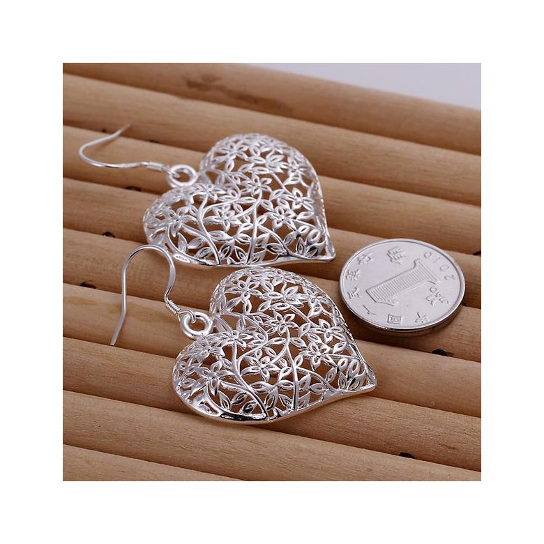 Wholesale China fashion jewelry Hollow Leaf Heart shape Vintage Long Drop Dangle Earrings For Women wedding party Jewelry TGSPDE230 3