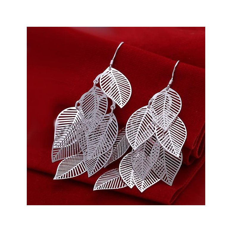 Wholesale Fashion jewelry China silver color earring High Quality for Woman Retro Hollow Maple Leaf Exaggerated Long Tassel jewelry  TGSPDE261 0
