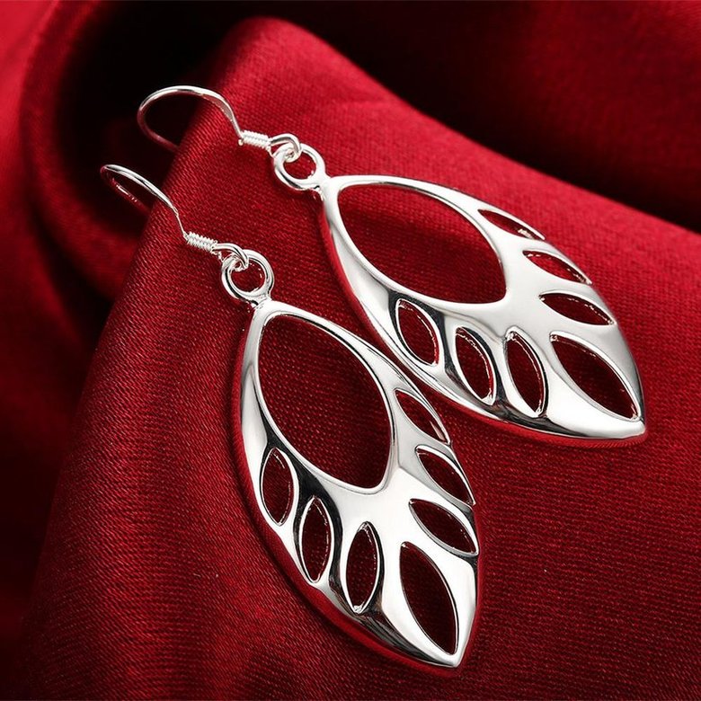 Wholesale Trendy Ethnic Style leaf Shape Hook Earring for Female Simple Design Silver Color Elegant Women Earring Minimalist Gift Dropship TGSPDE266 3